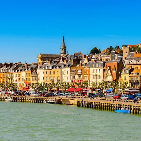 Apartment Les Terrasses De Tourgeville-3 By Interhome